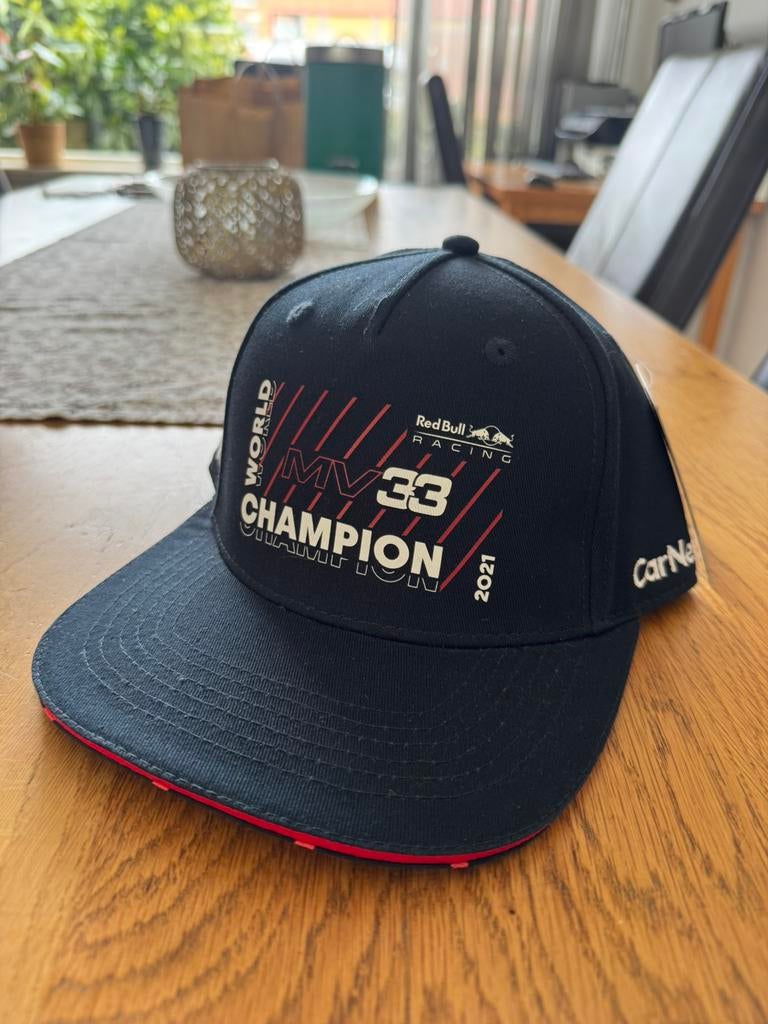 Max verstappen world champion cap 2021 gloednieuw, Ophalen of Verzenden, Zo goed als nieuw, Formule 1