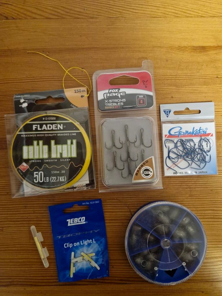 Visspullen: Haakjes, vislijn, loodjes, Watersport en Boten, Ophalen of Verzenden, Nieuw, Haak