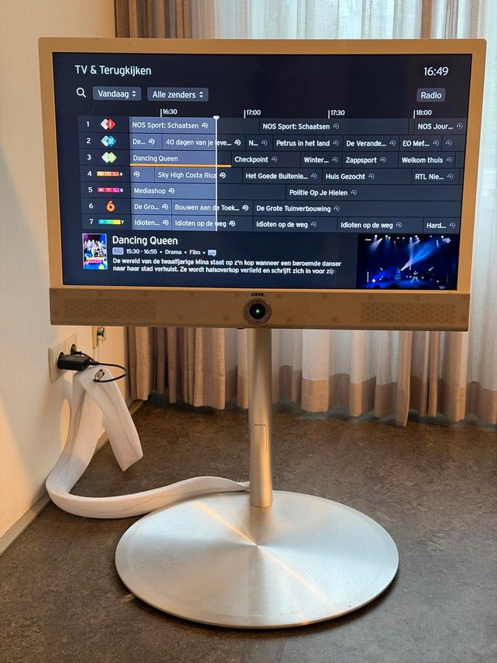 Loewe Connect ID 32 inch TV met meubel, Audio, Tv en Foto, Televisies, Gebruikt, LED, 80 tot 100 cm, Full HD (1080p), 50 Hz, Smart TV