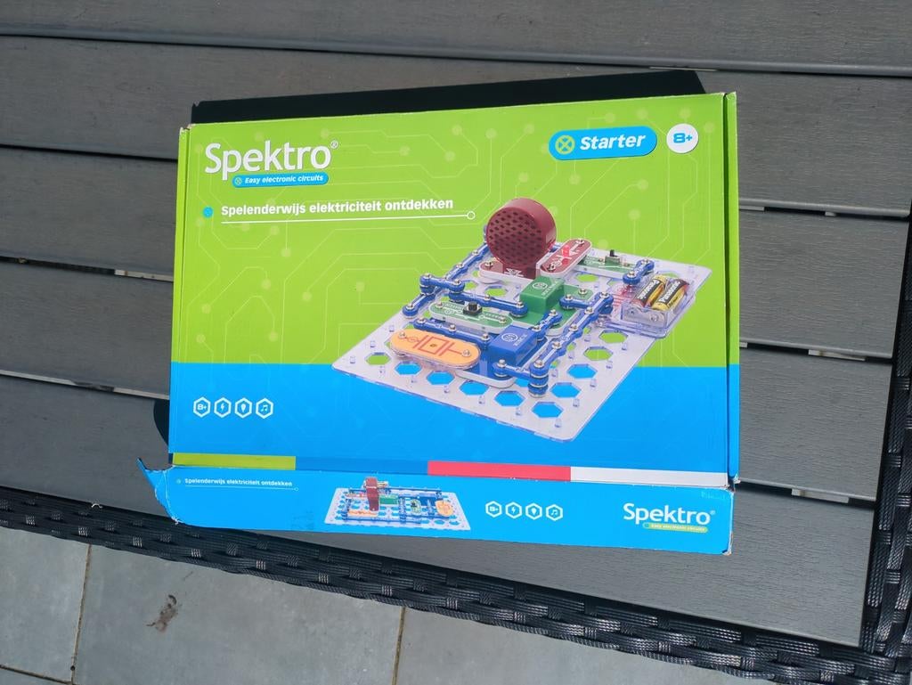 Spektro Starter: Spelenderwijs Elektriciteit Ontdekken, Ophalen of Verzenden, Zo goed als nieuw, Bouwen, Met licht