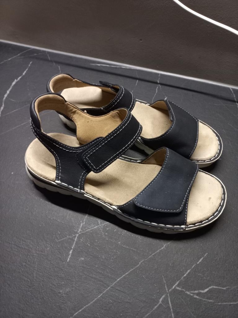 Nette Luftpolster sandalen maat 40, Luftpolster, Zwart, Zo goed als nieuw, Sandalen of Muiltjes