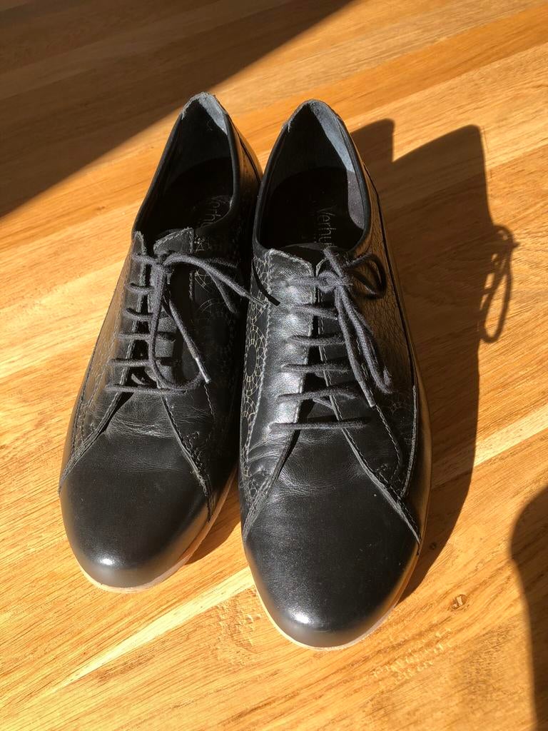 Schoenen, Zwart, Overige typen, Ophalen of Verzenden, Zo goed als nieuw