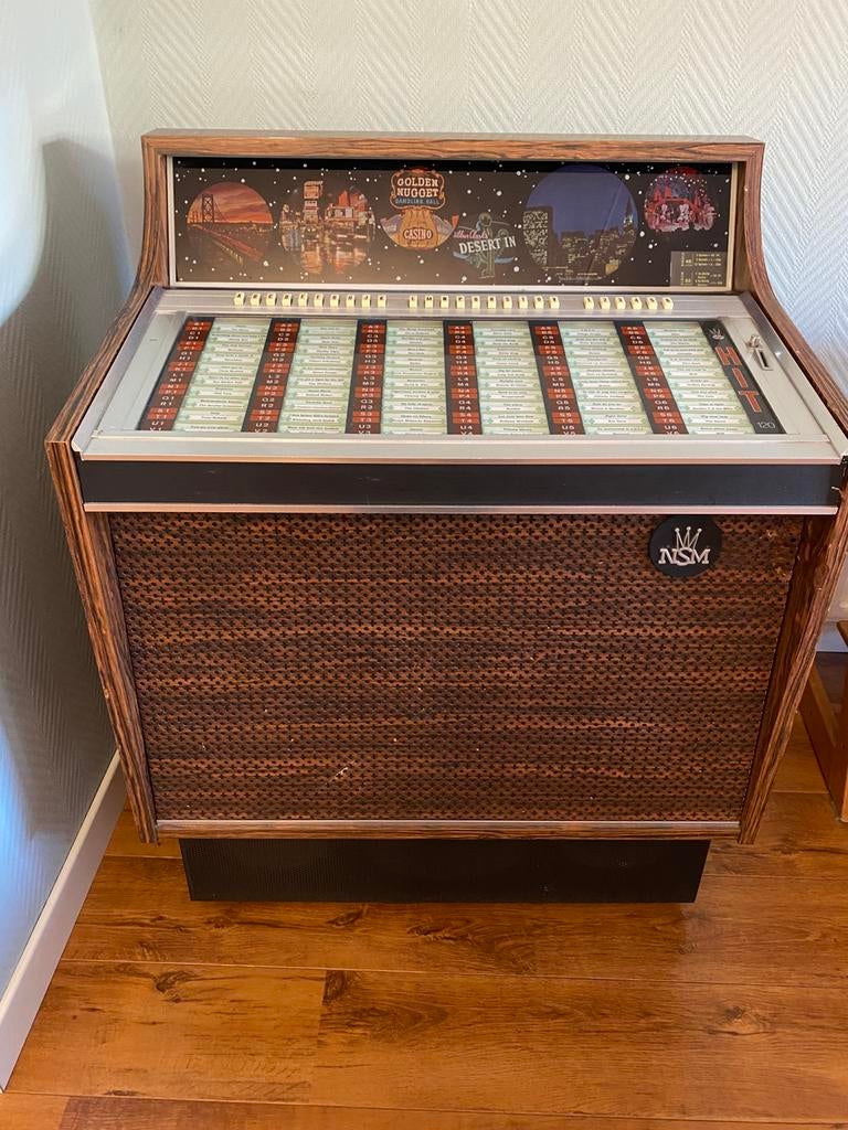 NSM jukebox hit 120, Verzamelen, Automaten | Jukeboxen, Ophalen, Zo goed als nieuw, 1970 tot heden, Overige merken