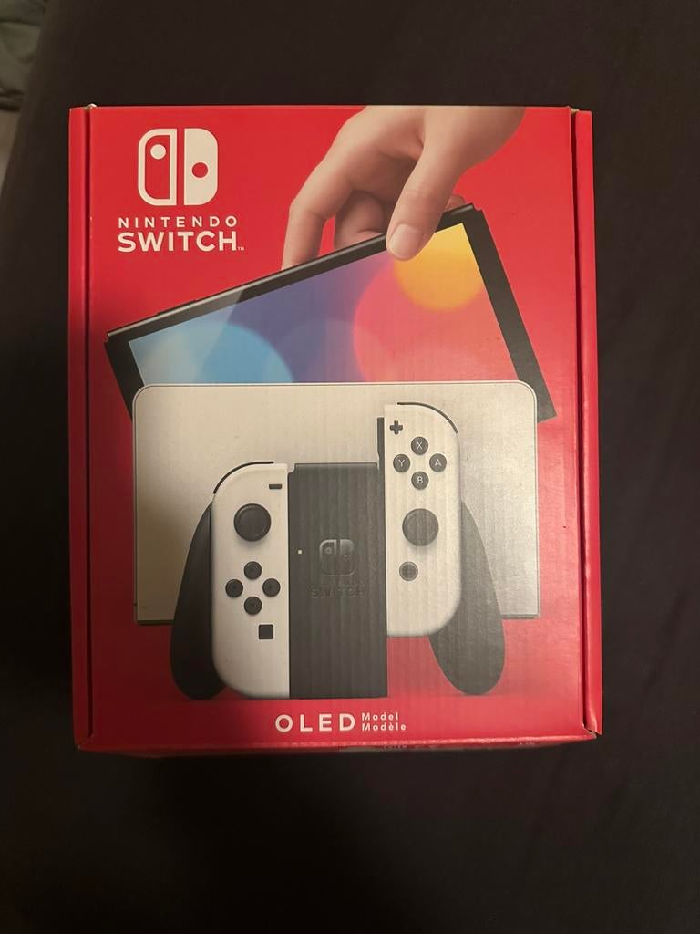 Nintendo Switch OLED (Fabrieksgarantie tot 13-07-2026), Spelcomputers en Games, Spelcomputers | Nintendo Switch, Zo goed als nieuw