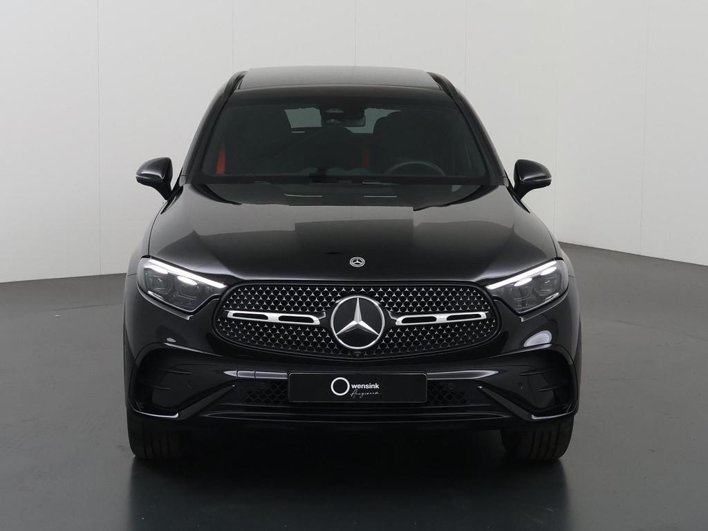 Mercedes-Benz GLC-klasse 300e 4MATIC AMG Line | Trekhaak | P, Auto's, Mercedes-Benz, Automaat, 4 cilinders, 2000 kg, 167 km/l