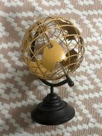 Leuke decoratie van een gouden wereldbol, Ophalen, Zo goed als nieuw