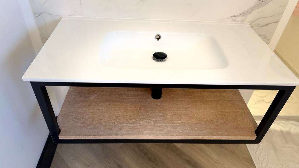 Wastafel met onderstel, 90 cm breed, Gebruikt, Wasbak of Wastafel, 25 tot 50 cm, 50 tot 100 cm