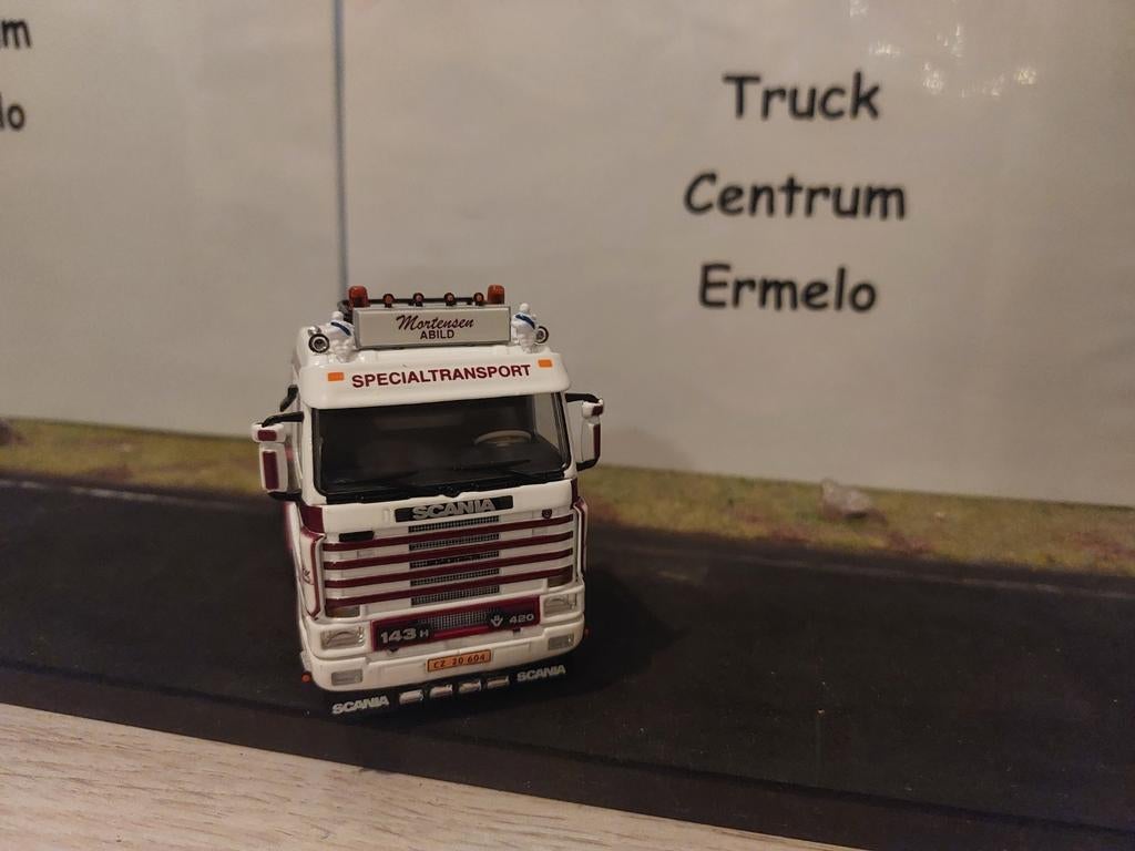 THT - TØNDER; SCANIA 3 SERIES
STREAMLINE 6X2 TWINSTEER, Hobby en Vrije tijd, Modelauto's | 1:50, Ophalen of Verzenden, Nieuw, Bus of Vrachtwagen