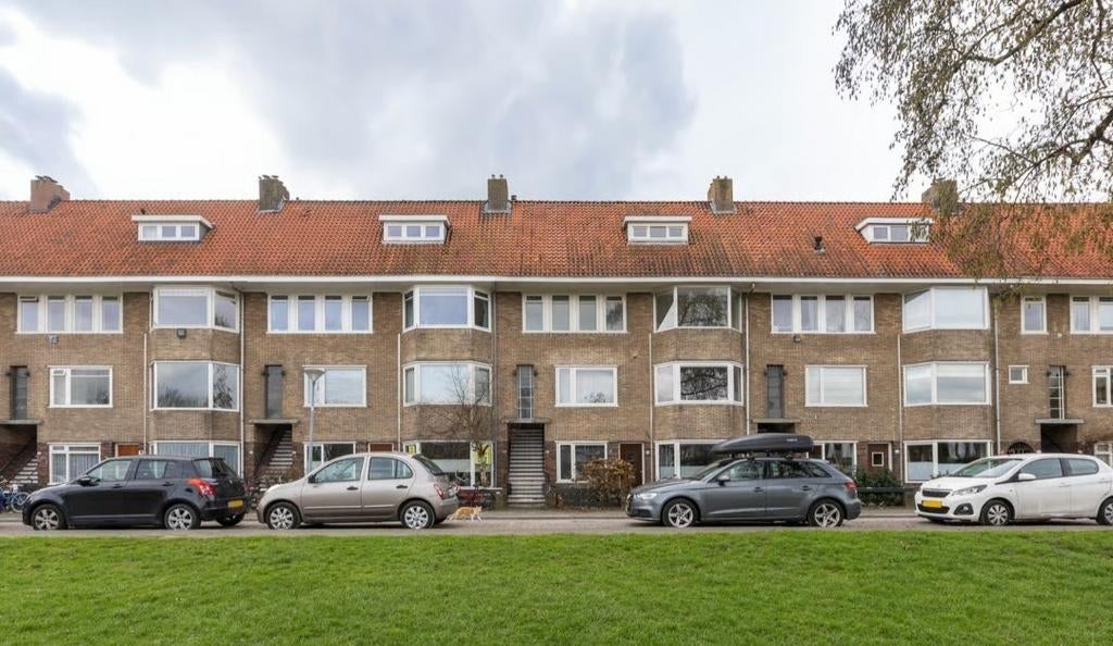 Floresplein 10-B: prachtige woning op een geweldige locatie!, Tot 200 m², 115 m², Bovenwoning, Groningen