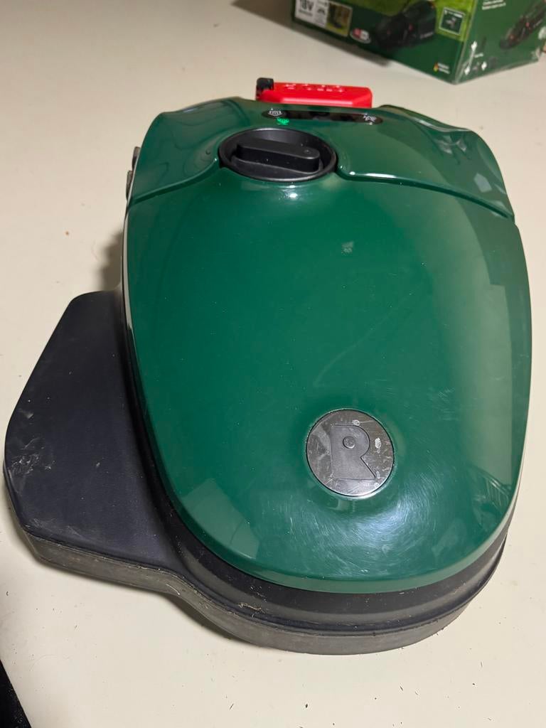 Robomow RKS800 robotmaaier - 1 jaar, Tuin en Terras, Grasmaaiers, Ophalen, Cirkelmaaier, Elektrische starter, Accu-grasmaaier