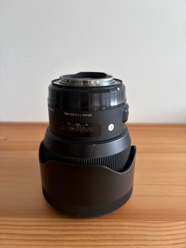 Sigma 85mm f/1.4 objectief voor Canon, Audio, Tv en Foto, Fotografie | Lenzen en Objectieven, Ophalen of Verzenden, Gebruikt, Telelens