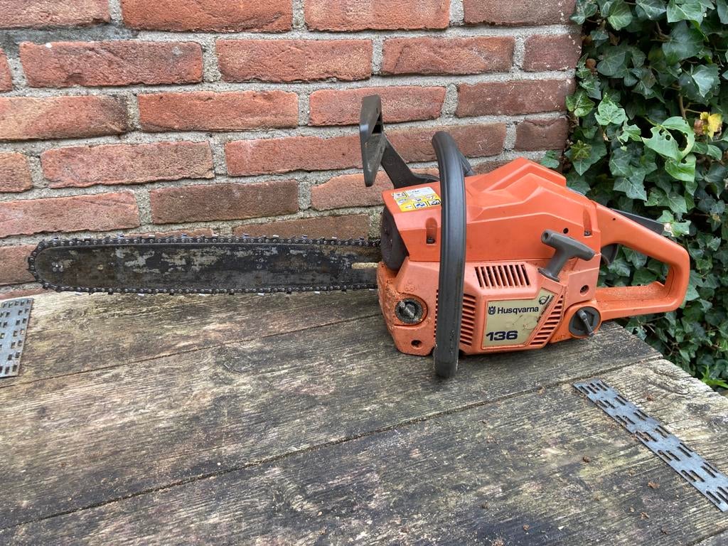 Husqvarna 136, Ophalen of Verzenden, Gebruikt
