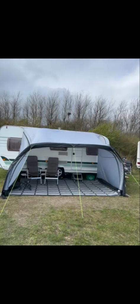 Opblaasbare luifel voor caravan / camper, Berger 4 m, Ophalen, Zo goed als nieuw