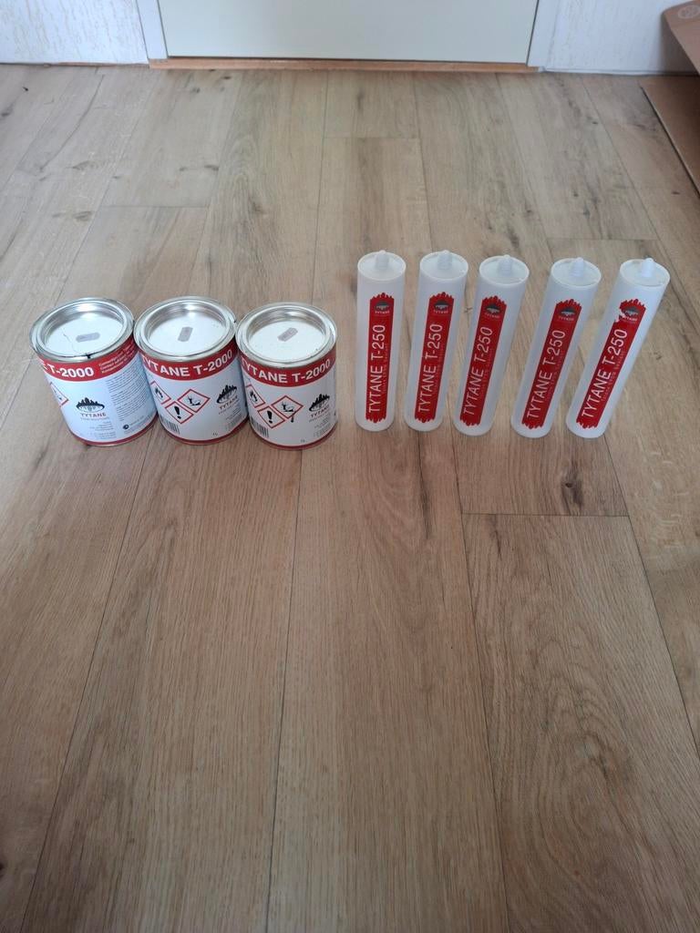 EPDM lijm en kit tytane T-2000 en T-250, Ophalen of Verzenden