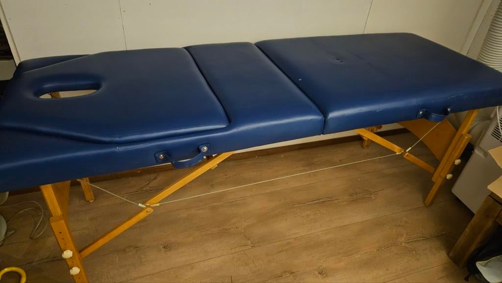 Comfortabele massagetafel - zacht en stevig, Ophalen, Gebruikt, Massagetafel