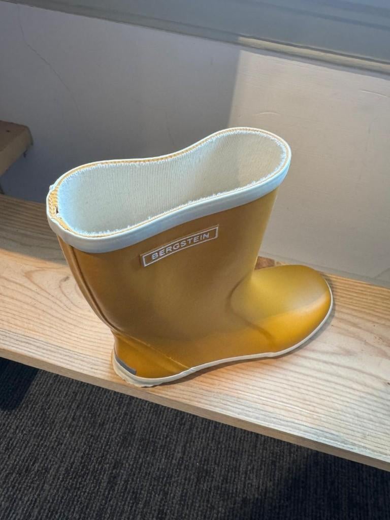 Bergstein Rechter Regenlaarsje mt. 34, Jongen of Meisje, Nieuw, Ophalen of Verzenden, Laarzen