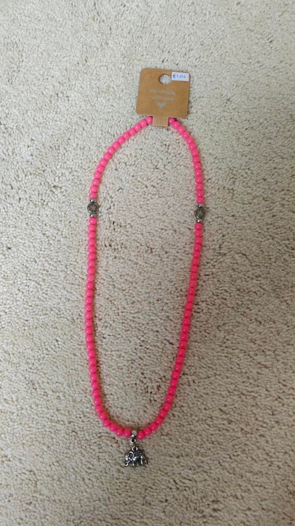 Nieuwe roze kralenketting met olifant hanger, Met hanger, Kunststof, Nieuw, Ophalen of Verzenden
