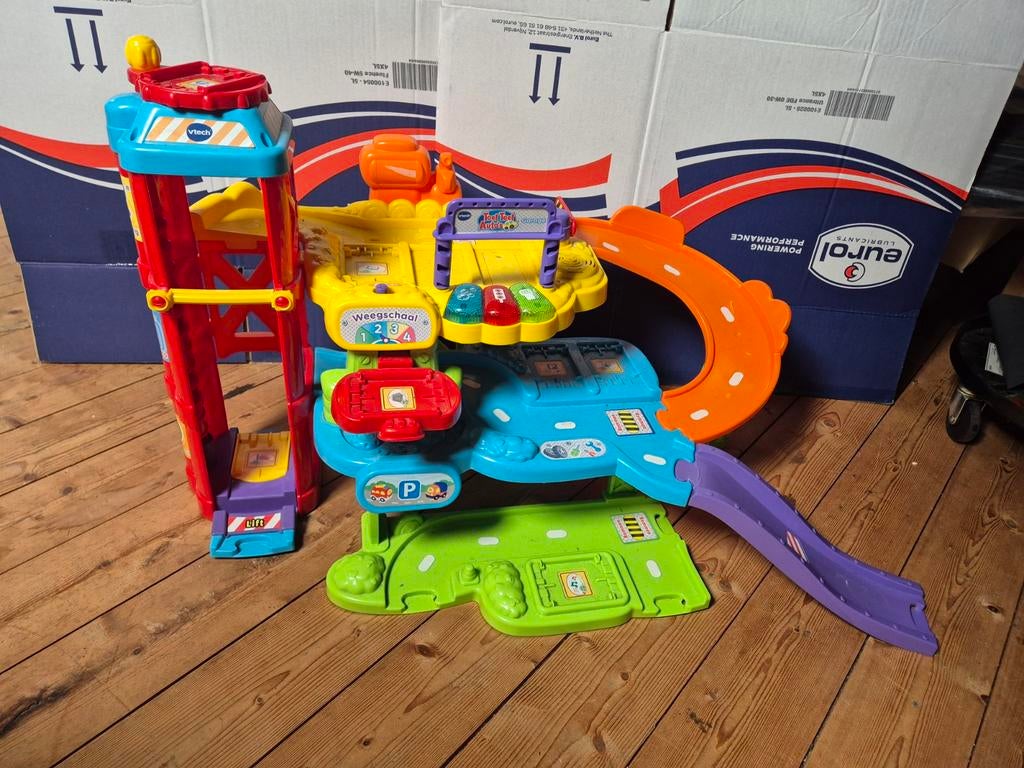 Toet Toet Auto's garage, wasstraat, treinbaan, Ophalen, Gebruikt