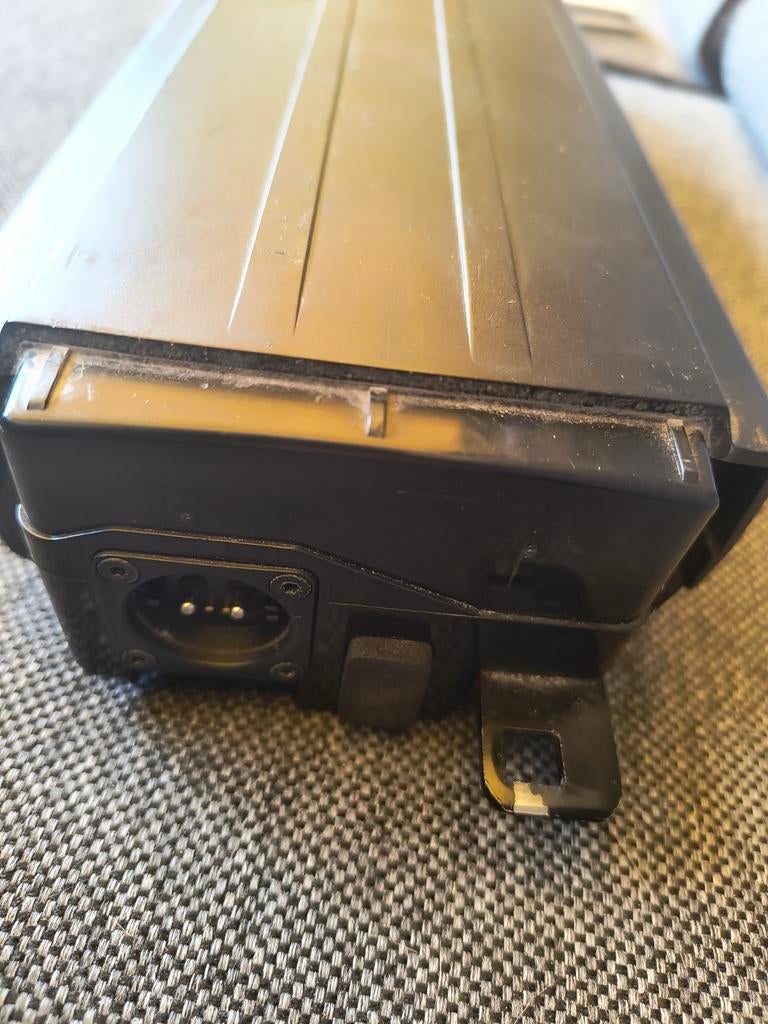 Gazelle  batterij 482wh met oplader, Fietsen en Brommers, Fietsaccessoires | Fietsaccu's, Ophalen