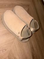 Ugg Goldenstar Clogs - Comfortabele en stijlvolle klompen, Ophalen of Verzenden, Zo goed als nieuw, Beige, Instappers