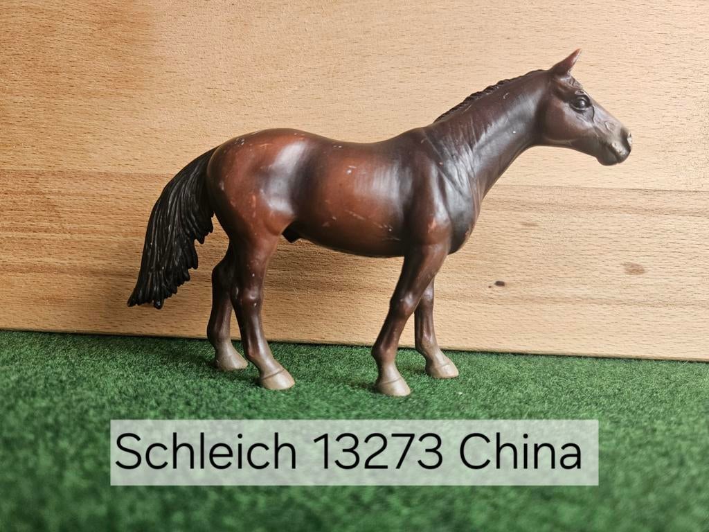 Schleich 13273 Engels Volbloed hengst uit 2003, Ophalen of Verzenden, Zo goed als nieuw, Paard, Beeldje of Figuurtje