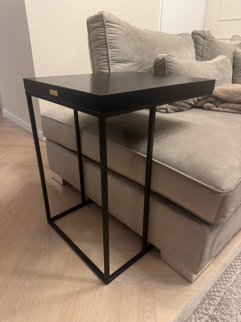 Richmond bijzettafel, Gebruikt, 60 cm of meer, Rechthoekig, 55 tot 75 cm