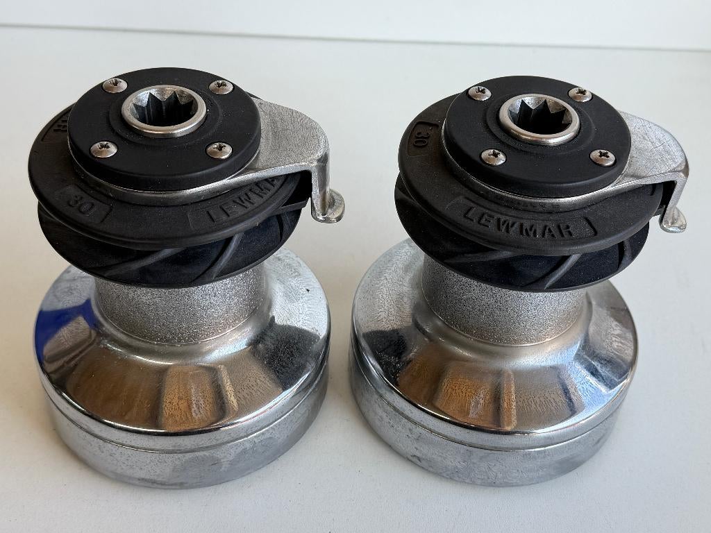 2 x Lewmar 30 st two speed selftailing lieren, Ophalen of Verzenden, Gebruikt, Lijn of Blok