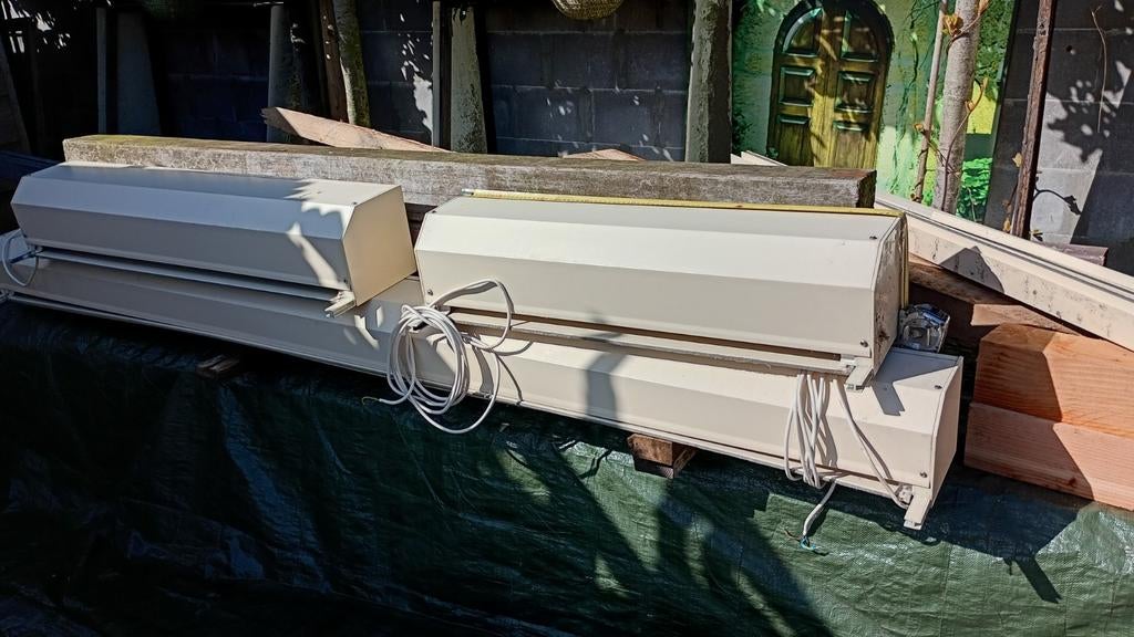 Rolluik crèmekleurig, Doe-het-zelf en Verbouw, Rolluiken, Ophalen, Wit