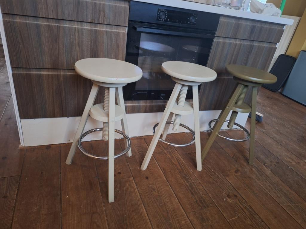 Houten krukken, in hoogte verstelbaar 3 stuks, Ophalen, In hoogte verstelbaar, Gebruikt, Hout