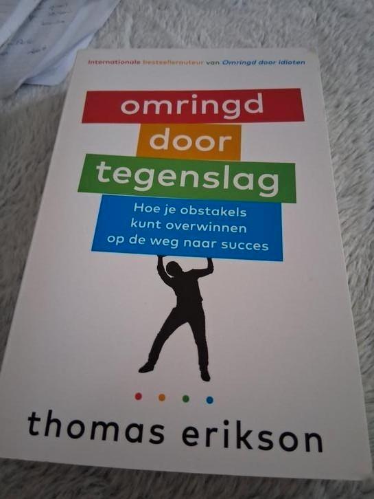 Thomas Erikson - Omringd door tegenslag, Boeken, Psychologie, Zo goed als nieuw, Ophalen of Verzenden