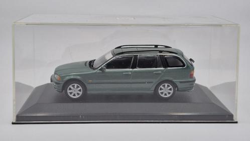 BMW 323i Touring (E46) van Minichamps (1:43), Hobby en Vrije tijd, Modelauto's | 1:43, Zo goed als nieuw, Auto, MiniChamps, Ophalen of Verzenden