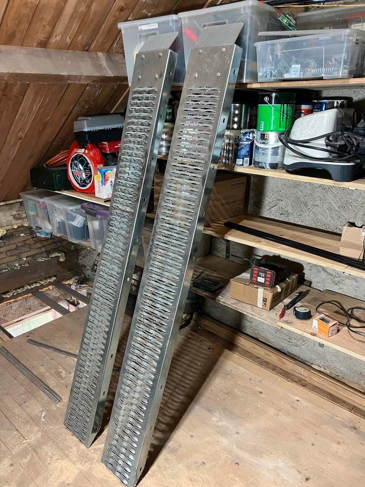 Oprijplaat Motor - Extra Sterk - 190cm, Doe-het-zelf en Verbouw, Ladders en Trappen, Zo goed als nieuw, Ladder, Minder dan 2 meter