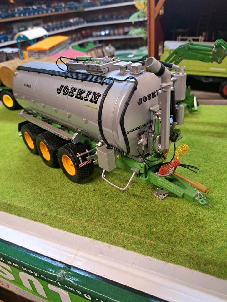 Joskin Vacu-Cargo 24.000 bemestertank van Ros nr. 60205.2, Hobby en Vrije tijd, Modelauto's | 1:32, Zo goed als nieuw, Tractor of Landbouw