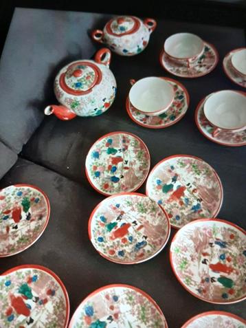 Antiek Chinees Servies beschikbaar voor biedingen