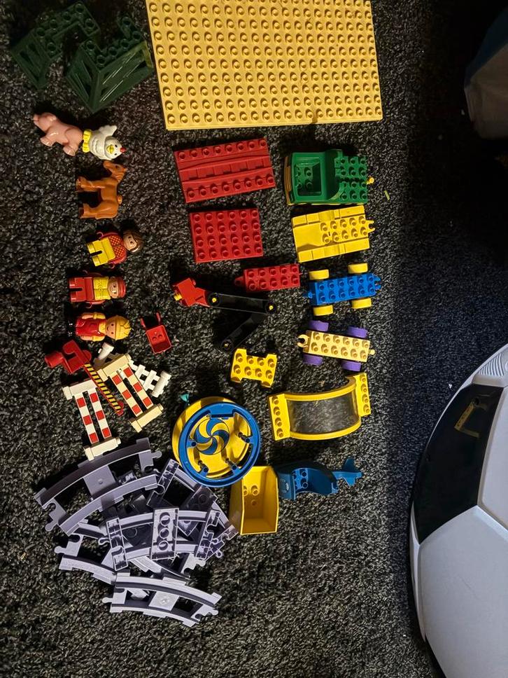 Grote zak Duplo: Poppetjes, dieren, trein & meer!, Kinderen en Baby's, Speelgoed | Duplo en Lego, Gebruikt, Duplo, Losse stenen