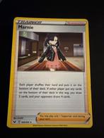 Pokémon Kaart: Trainer Marnie, Hobby en Vrije tijd, Verzamelkaartspellen | Pokémon, Ophalen of Verzenden, Gebruikt, Losse kaart