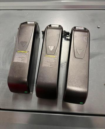 Ouxi V8 / H9 accu’s / batterijen zo goed als nieuw beschikbaar voor biedingen