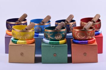 7 Tibetaanse Chakra klankschalen beschikbaar voor biedingen