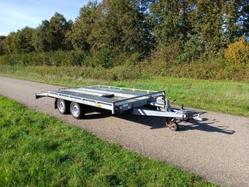 Hapert autotransporter beschikbaar voor biedingen