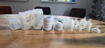 Avent Flessen en Toebehoren - Gebruikt beschikbaar voor biedingen
