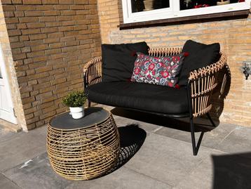 Garden Set – 2-Seater Sofa + Table – With Cushions beschikbaar voor biedingen