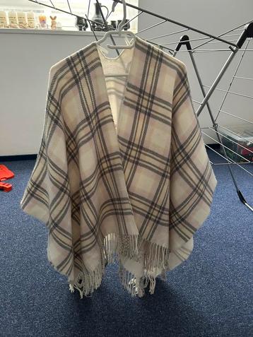 Warme omslagoek beschikbaar voor biedingen