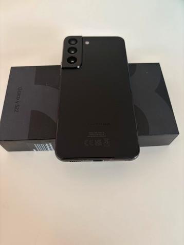 Samsung Galaxy S22 - Zwart beschikbaar voor biedingen