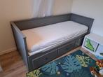 Ikea Hemnes bedbank bed grijs excl matrassen, Grijs, Eenpersoons, Zo goed als nieuw, Hout
