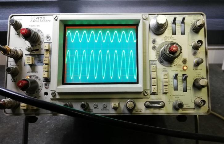 Tektronix 475 - 200 Mhz oscilloscoop, Doe-het-zelf en Verbouw, Meetapparatuur, Gebruikt, Overige meters, Ophalen