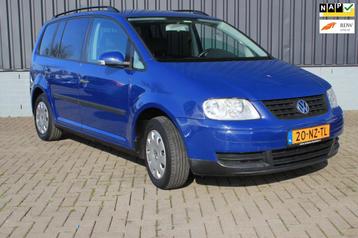 Volkswagen Touran 1.6-16V FSI Athene beschikbaar voor biedingen