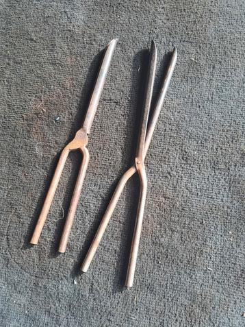 krultang antiek beschikbaar voor biedingen