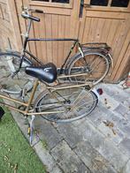 2 oude heren fietsen met lekke banden, Ophalen of Verzenden, Gebruikt, Gazelle