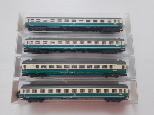 Fleischmann Spur N Set von 4 Schnellzugwaggons, Hobby en Vrije tijd, Modeltreinen | N-Spoor, Gebruikt, Wagon, Gelijkstroom, Fleischmann