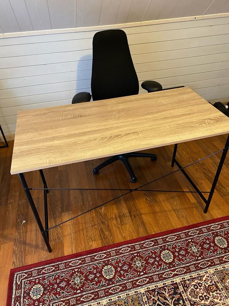 Bureau met stoel voor werk of studie, Ophalen of Verzenden, Gebruikt, Bureau